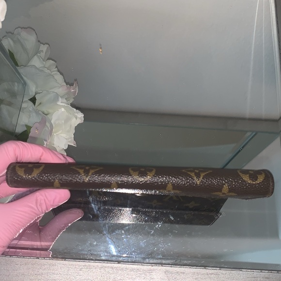 LOUIS VUITTON MONOGRAM CANVAS PORTE TRESOR INTERNATIONAL WALLET - Picture 12 of 13